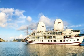 Signature Halong Cruise